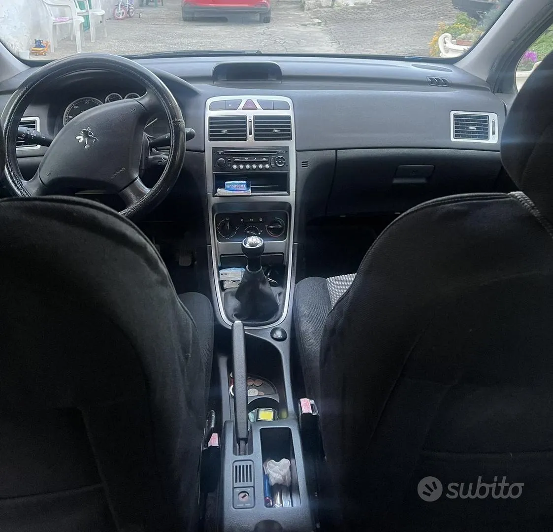 Peugeot 307 2005 photo 5
