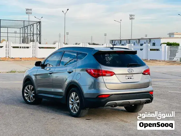 Hyundai Santa Fe 2014 photo 2