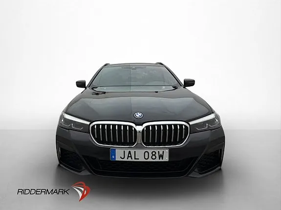 BMW 530E 2023 photo 2