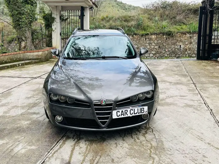 Alfa Romeo 159 Sportwagon 2007 photo 2