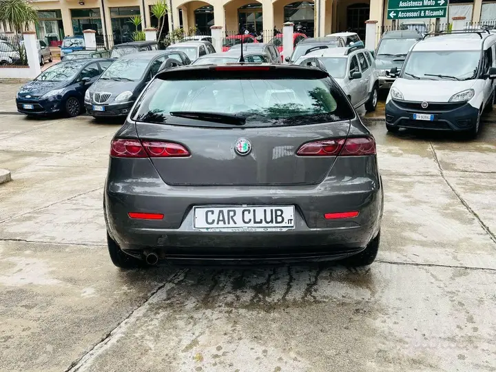 Alfa Romeo 159 Sportwagon 2007 photo 5