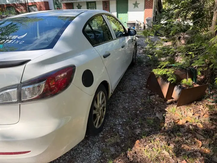 Mazda 3 2012 photo 4