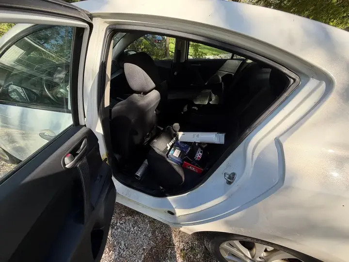 Mazda 3 2012 photo 2