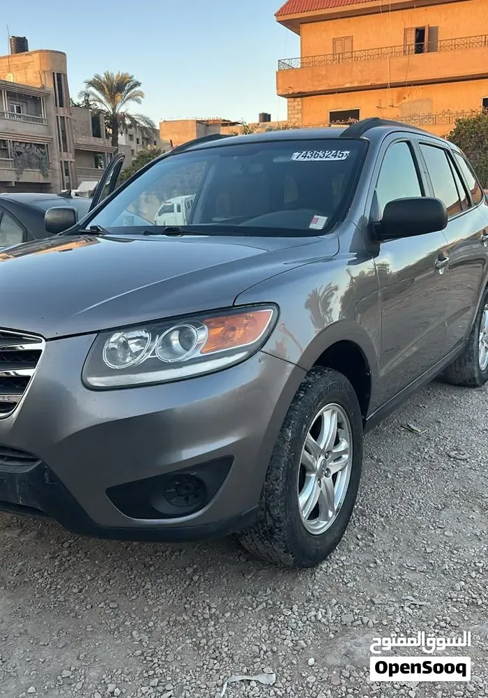 Hyundai Santa Fe 2012 photo 3