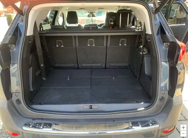 Peugeot 5008 2017 photo 5