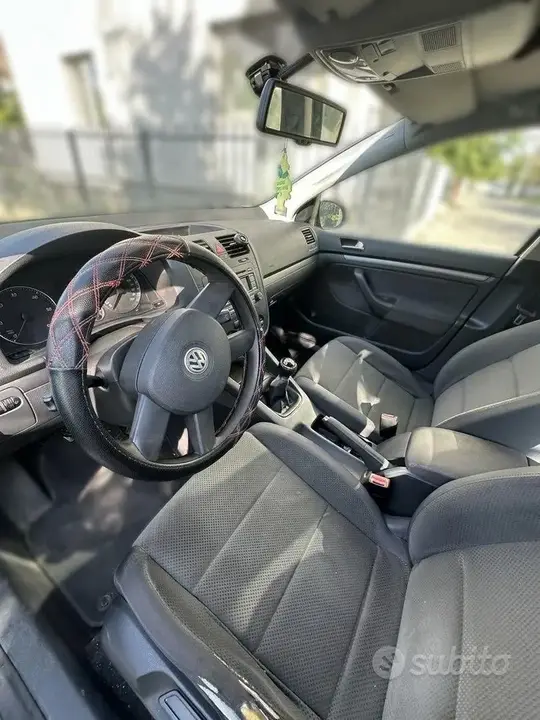 Volkswagen Golf 2004 photo 3