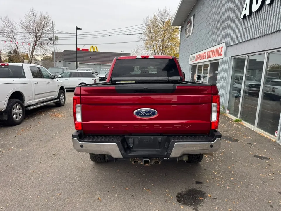 Ford Super Duty F-350 2017 photo 4