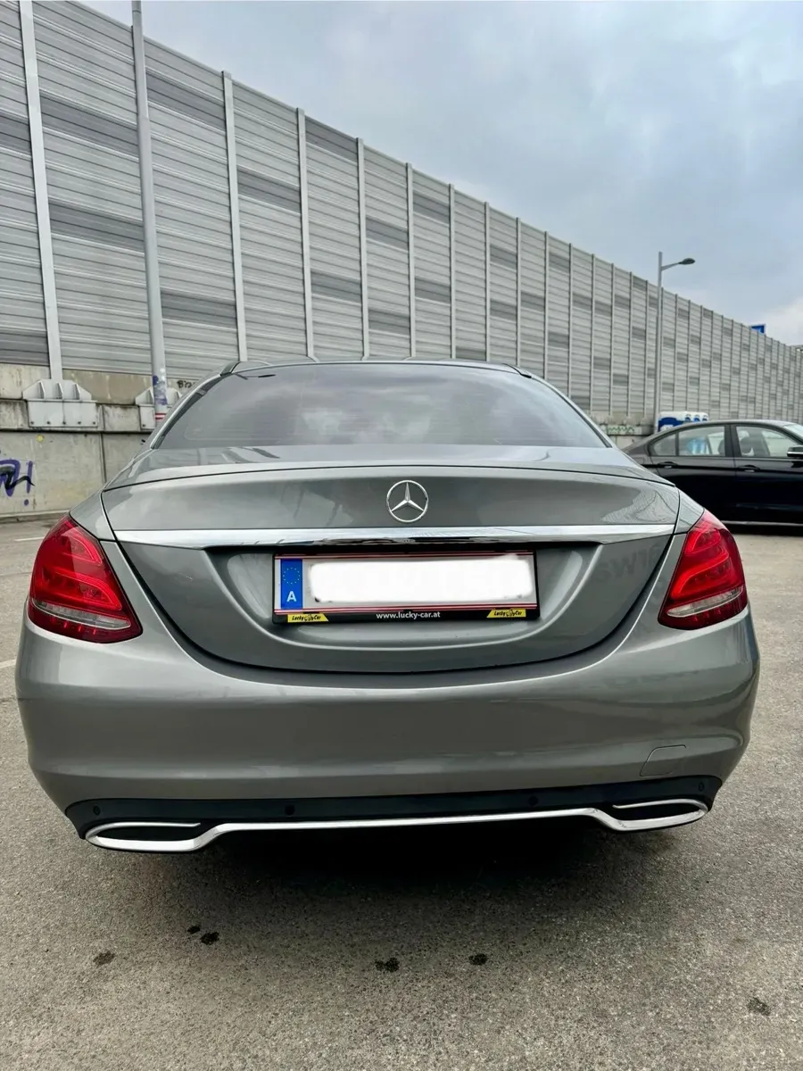 Mercedes-Benz C-Class 2016 photo 3