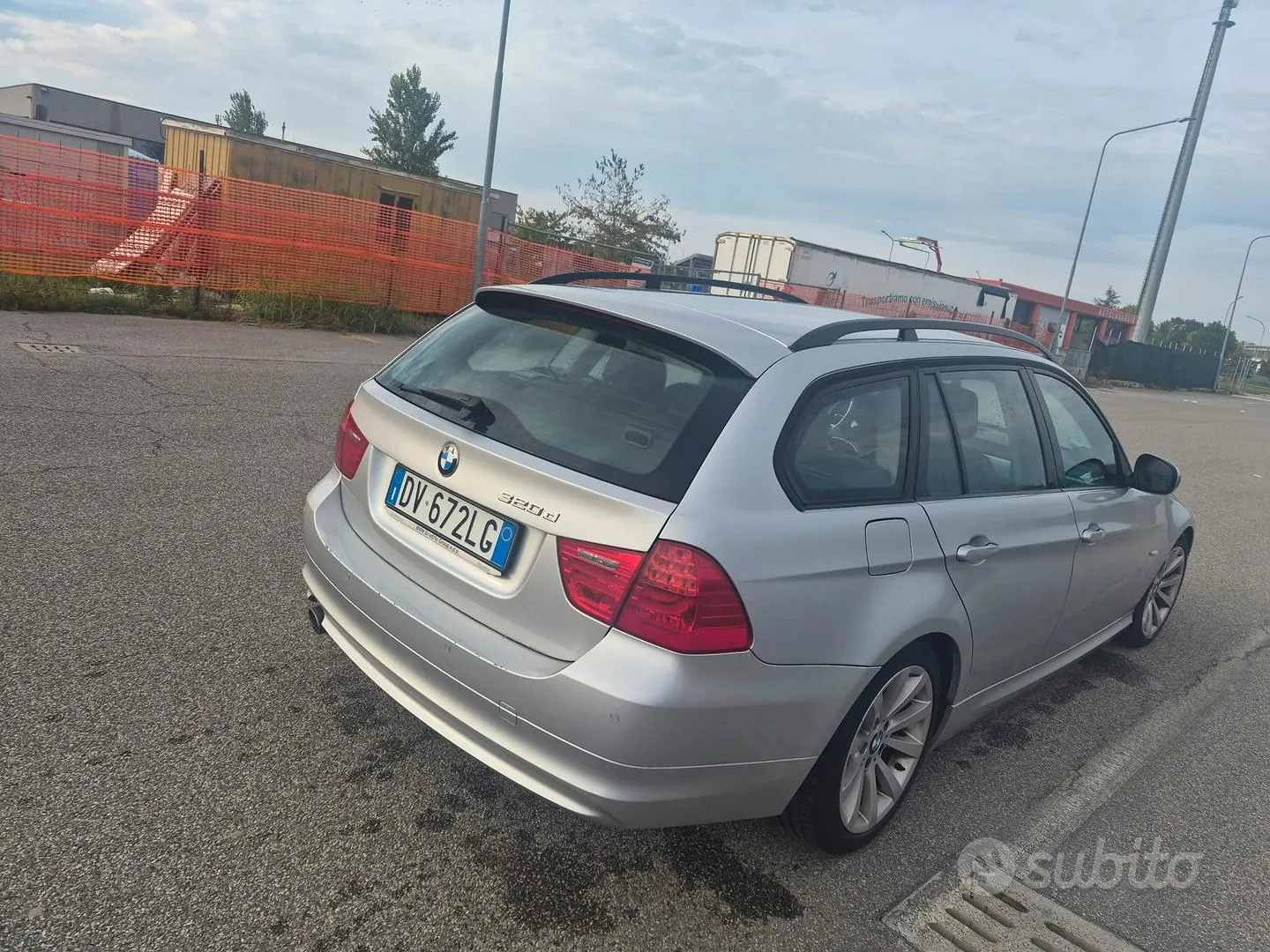 BMW 320D Touring M Sport 2009 photo 4