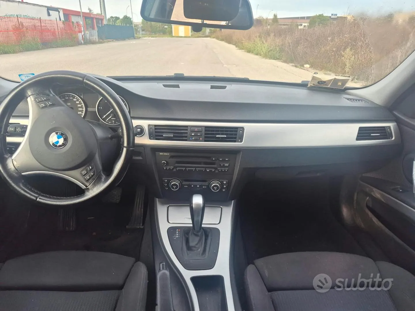 BMW 320D Touring M Sport 2009 photo 5