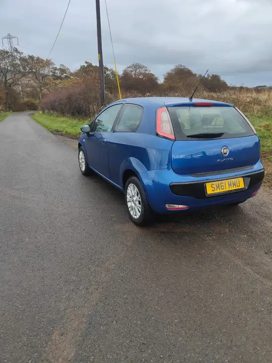 Fiat Punto Evo 2011 photo 4