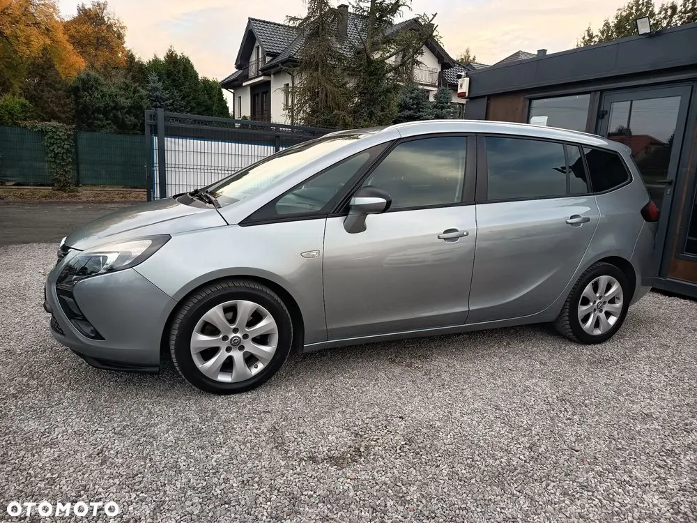 Opel Zafira 2015 photo 3