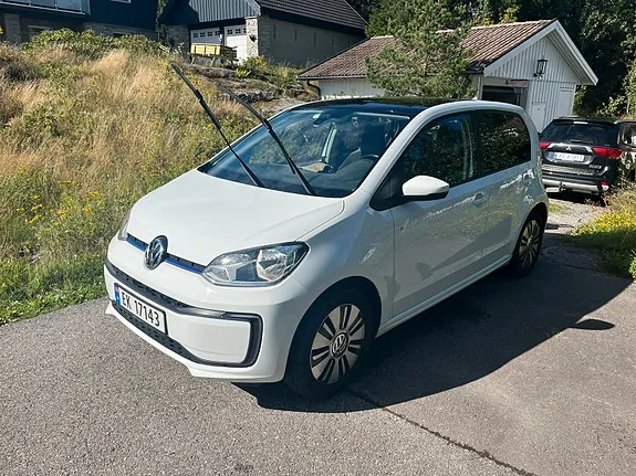 Volkswagen Up 2017 photo 2