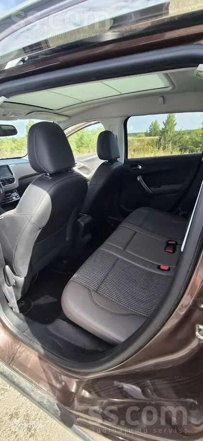 Peugeot 2008 2013 photo 4