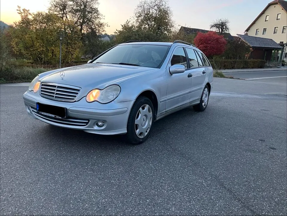 Mercedes-Benz W203