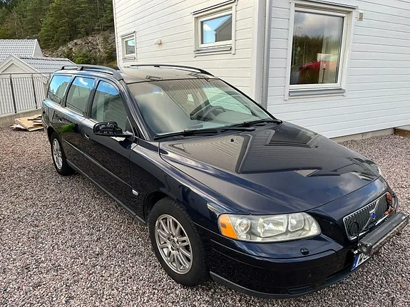 Volvo V70 2005 photo 2