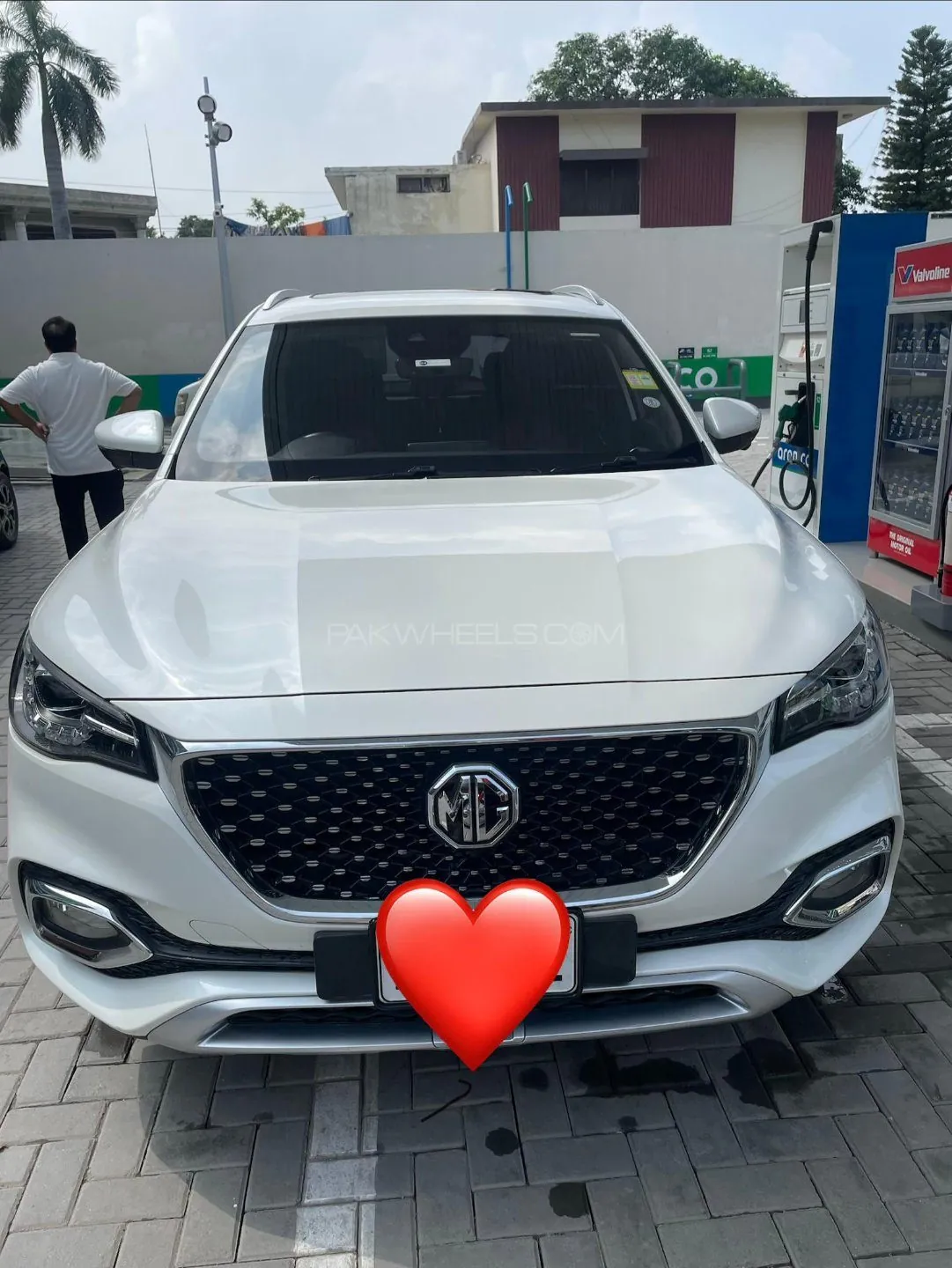 MG Hs