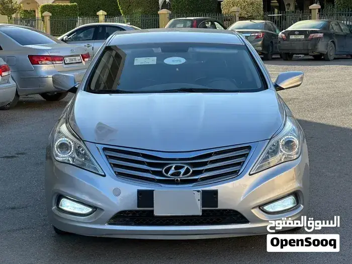 Hyundai Azera 2012 photo 2