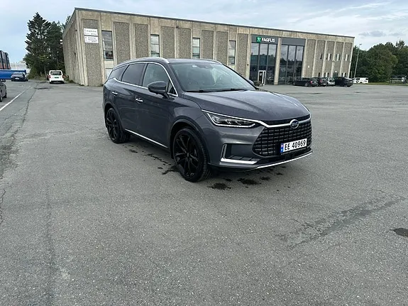 BYD Tang 2022 photo 4