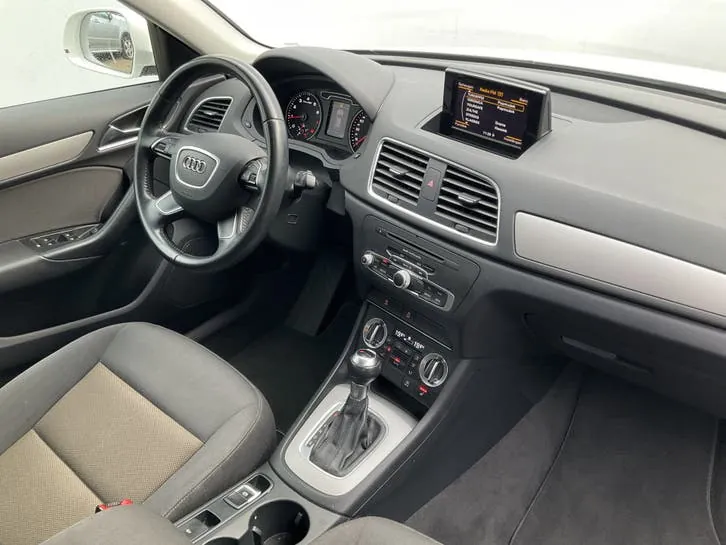 Audi Q3 2015 photo 3