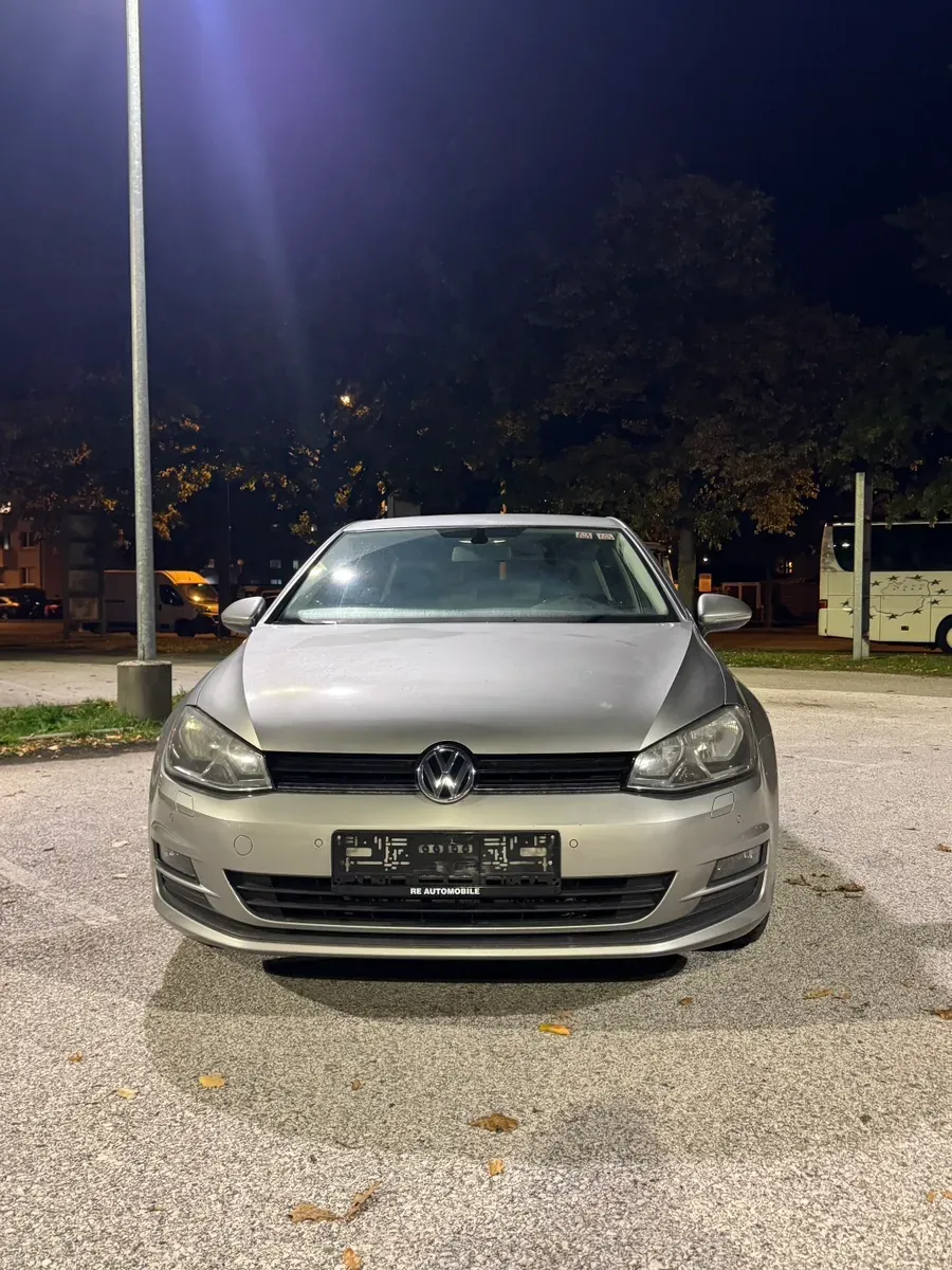 Volkswagen Golf 2014 photo 2