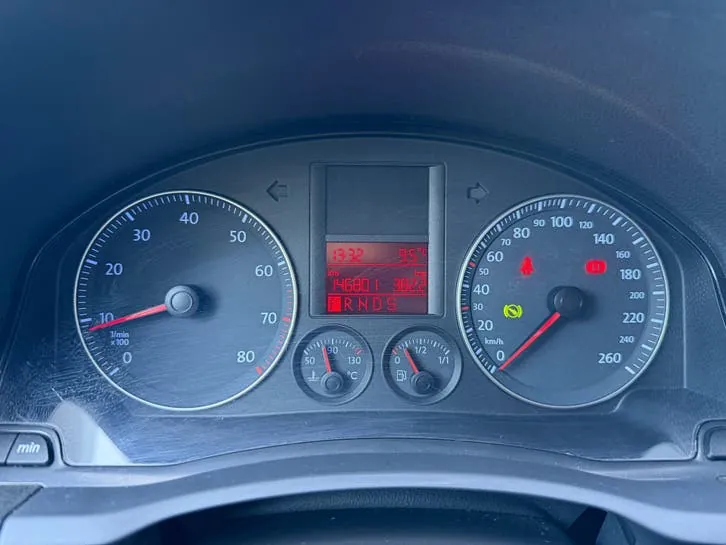 Volkswagen Golf 2005 photo 2