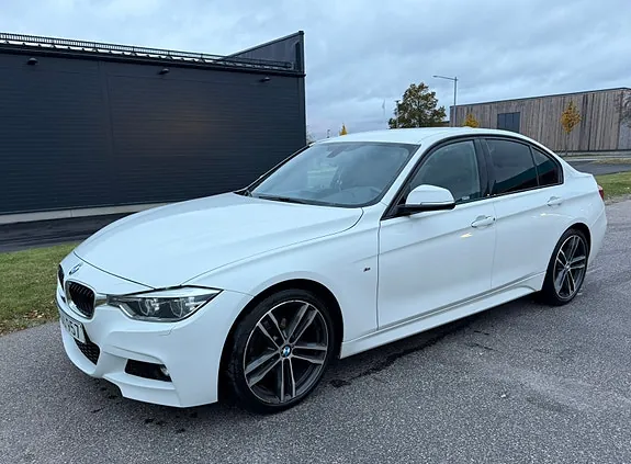 BMW 320I