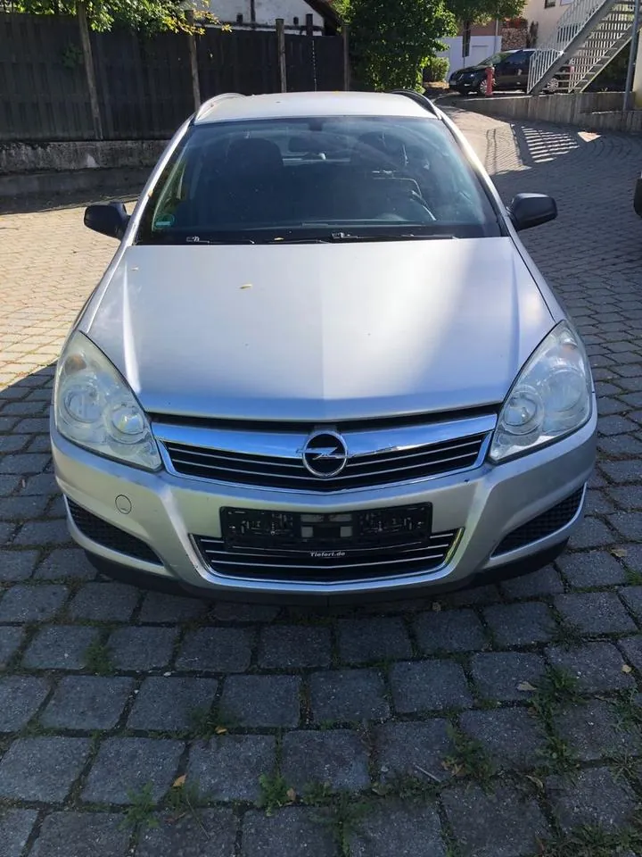 Opel Astra Caravan