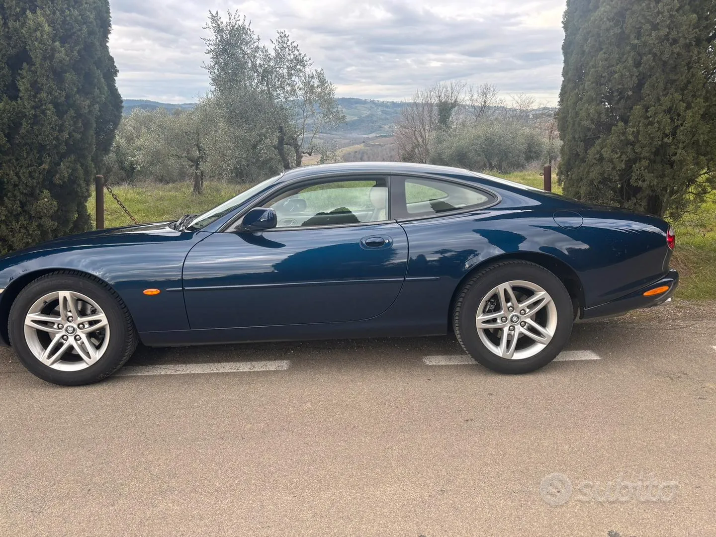 Jaguar Xk 2003 photo 2