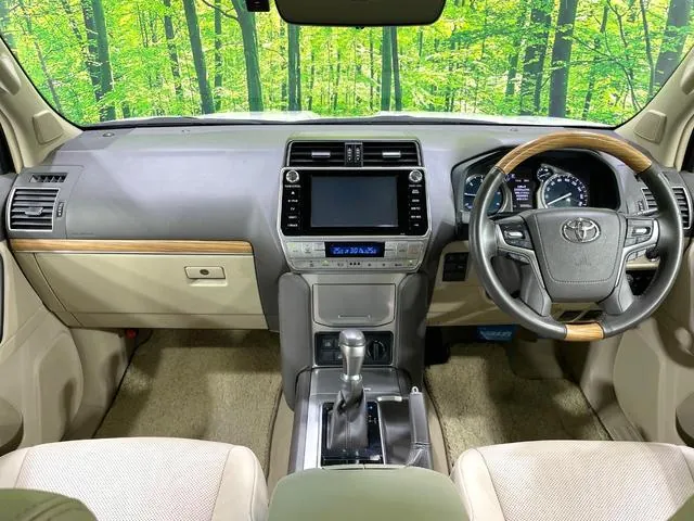 Toyota Land Cruiser Prado 2019 photo 2
