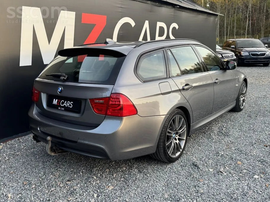 BMW 330D 2012 photo 4