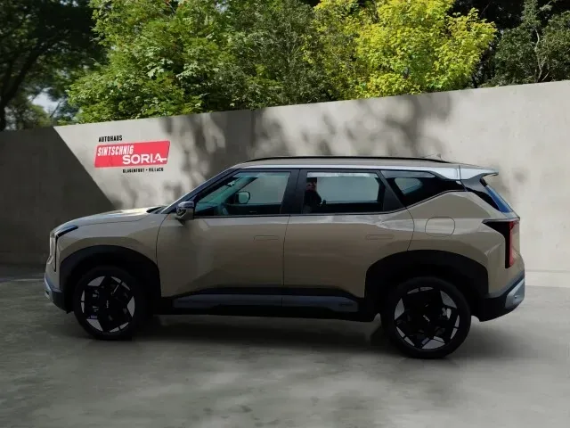 Kia Seltos photo 3