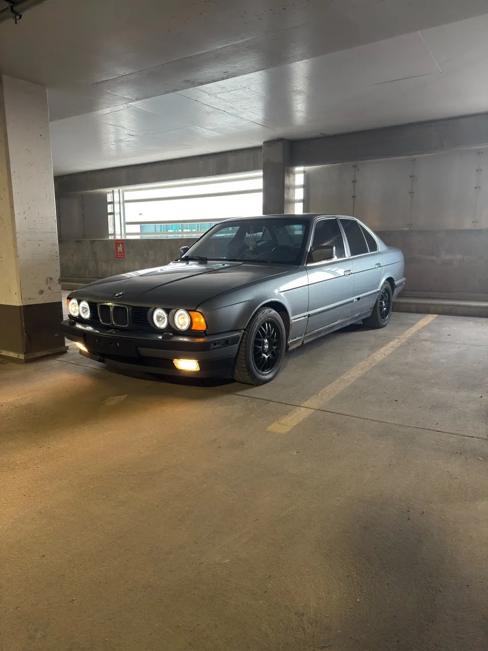 BMW 525I 1989 photo 4