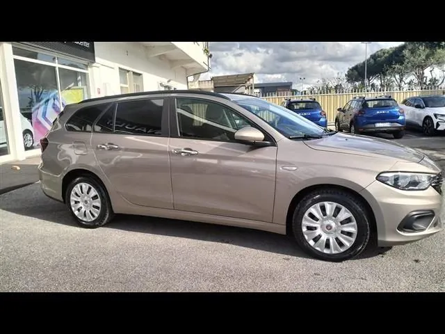 Fiat Tipo 2017 photo 2