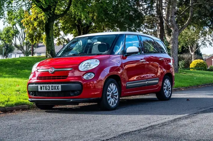 Fiat 500L 2014 photo 2