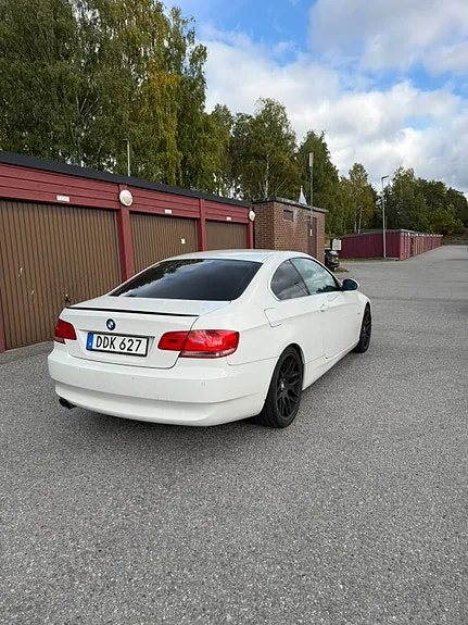 BMW 325I 2007 photo 4