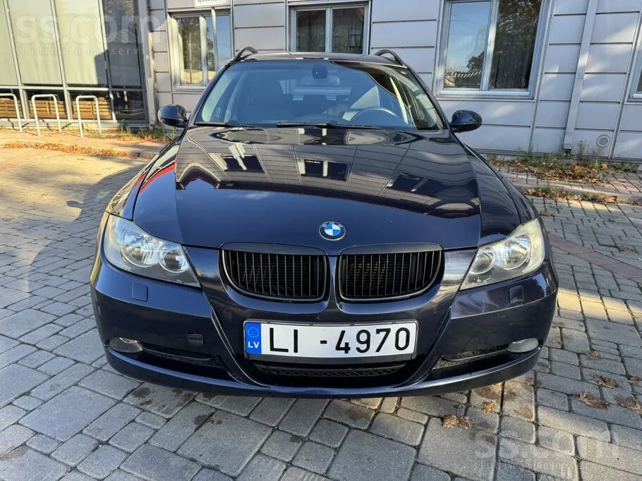 BMW 318 2008 photo 3