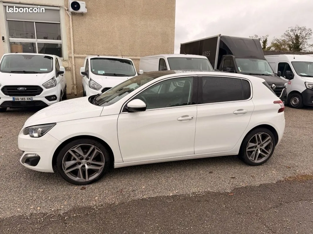 Peugeot 308 2016 photo 3