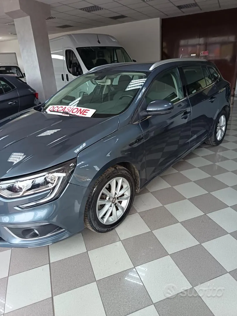 Renault Megane 2018 photo 3