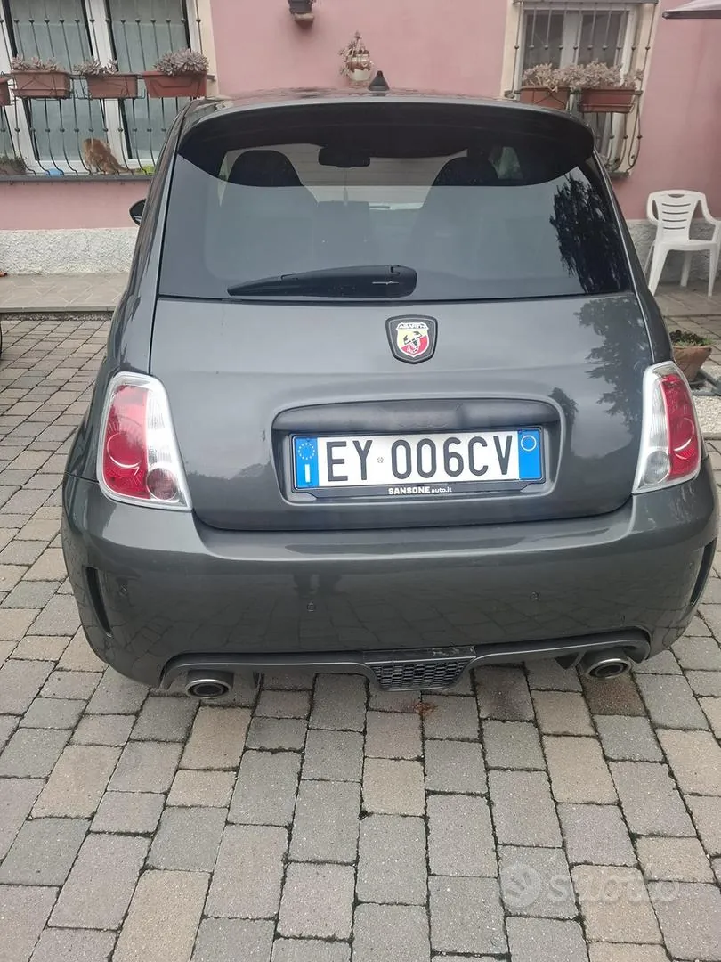 Alfa Romeo Giulietta 2011 photo 5