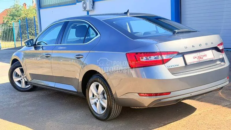 Skoda Superb 2022 photo 4
