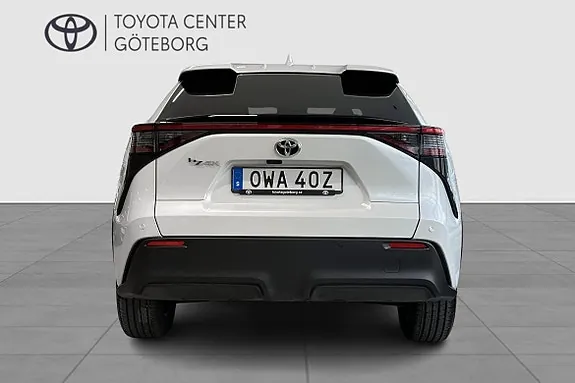 Toyota Bz4X 2023 photo 5