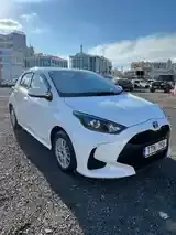 Toyota Yaris 2022 photo 2