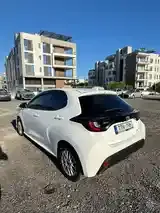 Toyota Yaris 2022 photo 4