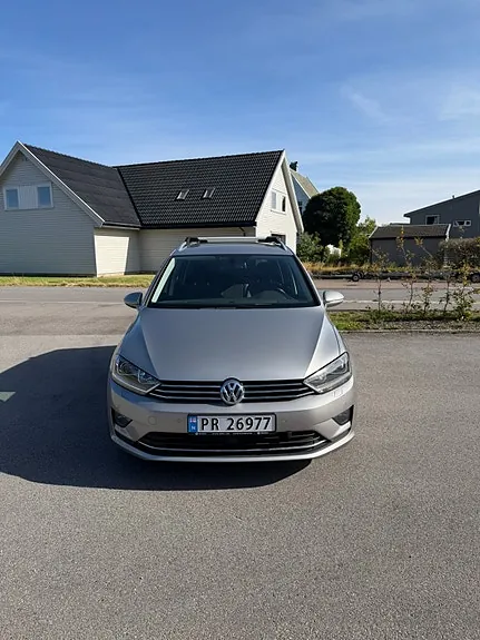 Volkswagen Golf Sportsvan 2015 photo 2