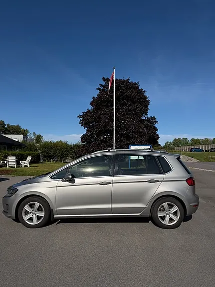 Volkswagen Golf Sportsvan 2015 photo 4