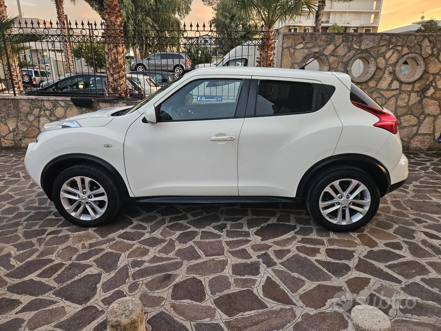 Nissan Juke 2012 photo 4