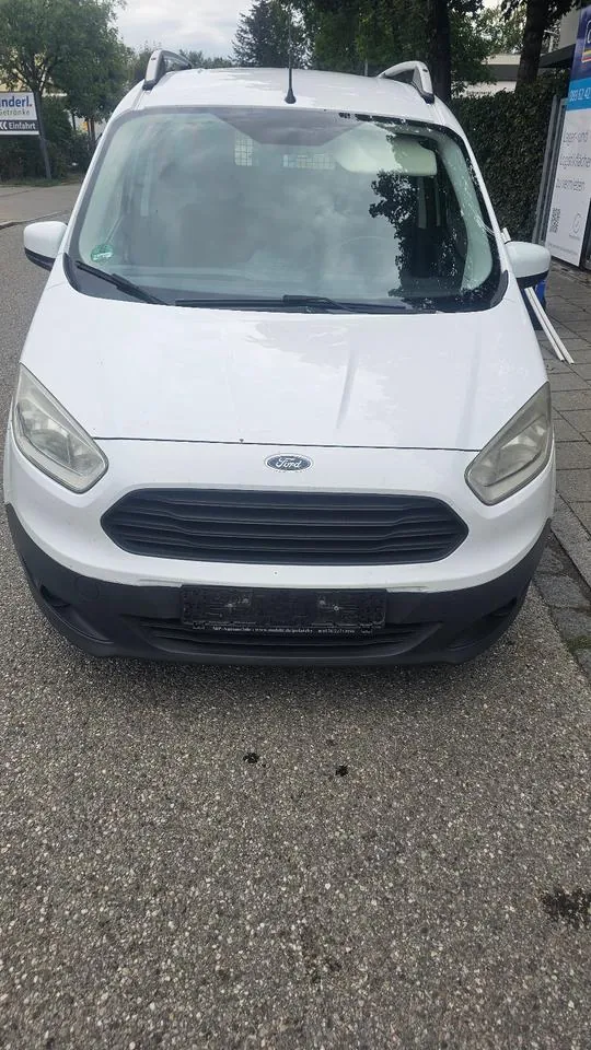 Ford Transit Courier