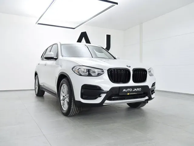 BMW X3 2021 photo 2