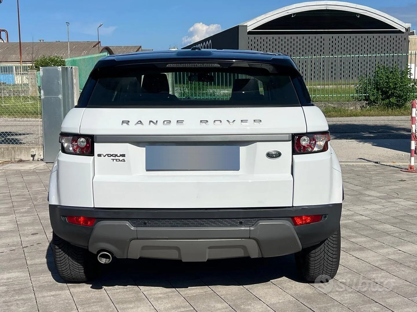 Land Rover Evoque 2015 photo 4